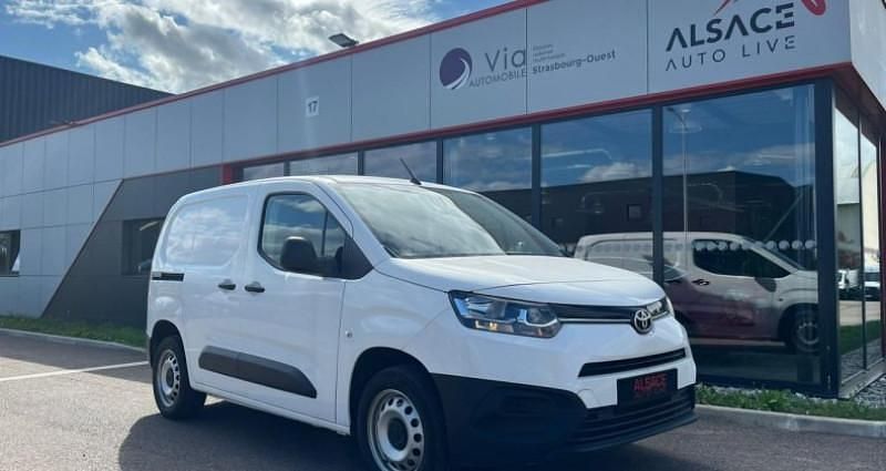 Blanc Utilisé 2022 Toyota Proace Business Edition Van | 14 990 € - Image 1/4