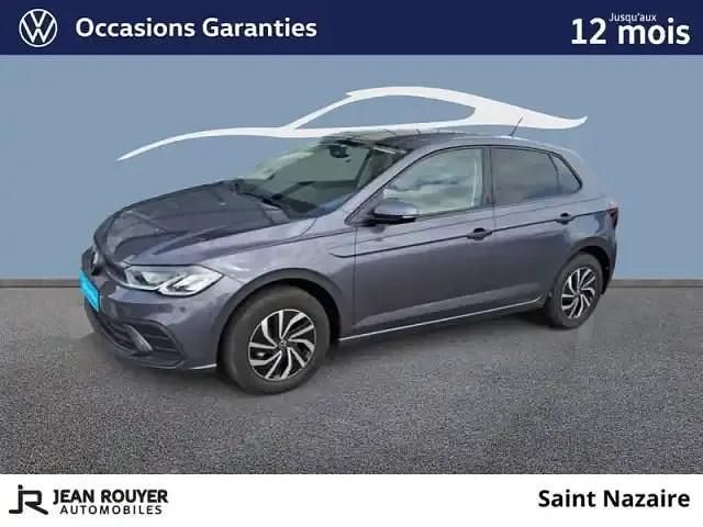 Smoky gray metallic Occasion 2025 VW Polo Edition Berline | 19 990 € (Prix juste) - Image 1/4