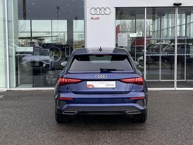 Occasion Audi A3 Sportback e-tron S-Line 150 ch (110 kW) 2023 Bleu navarre métallisé Citadine