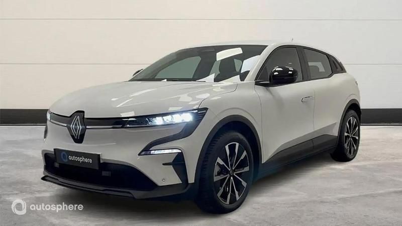 Blanc Utilisé 2022 Renault Mégane Evolution SUV | 22 399 € (Prix juste) - Image 1/4