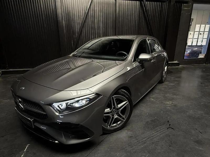 Utilisé 2024 Mercedes A200 AMG line Berline | 37 490 € (Prix assez cher) - Image 1/4