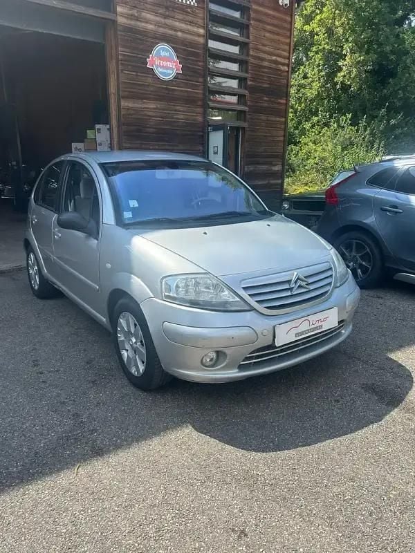 Gris Utilisé 2004 Citroën C3 Exclusive Citadine | 5 490 € (Prix juste) - Image 1/4