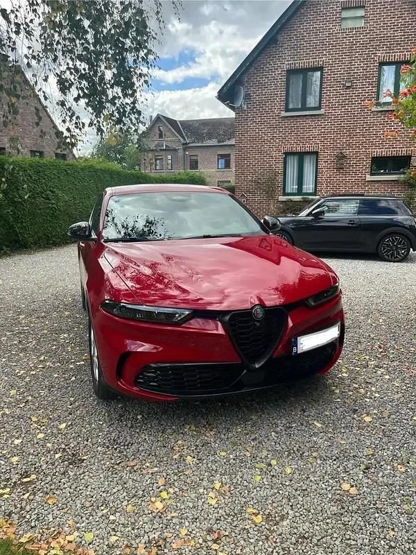 Occasion Alfa Romeo Tonale Sprint 131 ch (96 kW) 2023 Rouge SUV