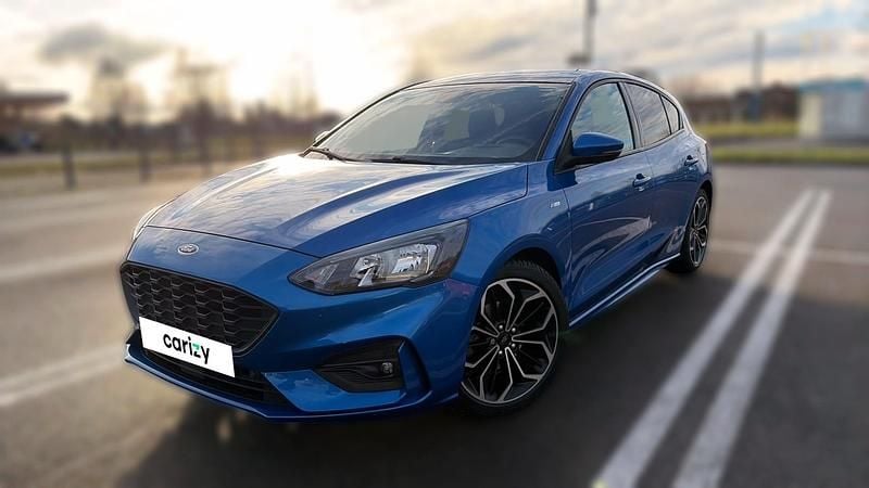 Bleu Occasion 2018 Ford Focus ST-Line Berline | 13 646 € (Bon prix) - Image 1/4