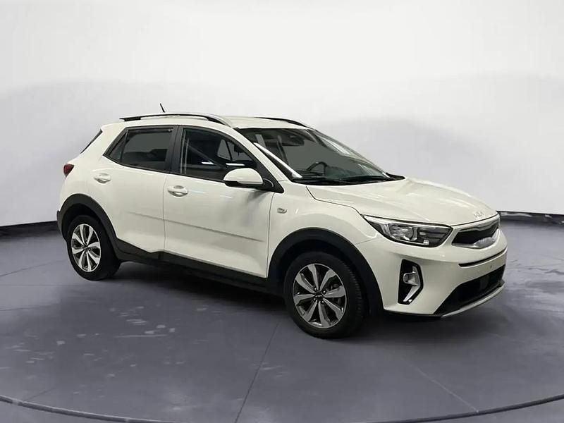 Occasion Kia Stonic Active 120 ch (88 kW) 2022 Blanc SUV