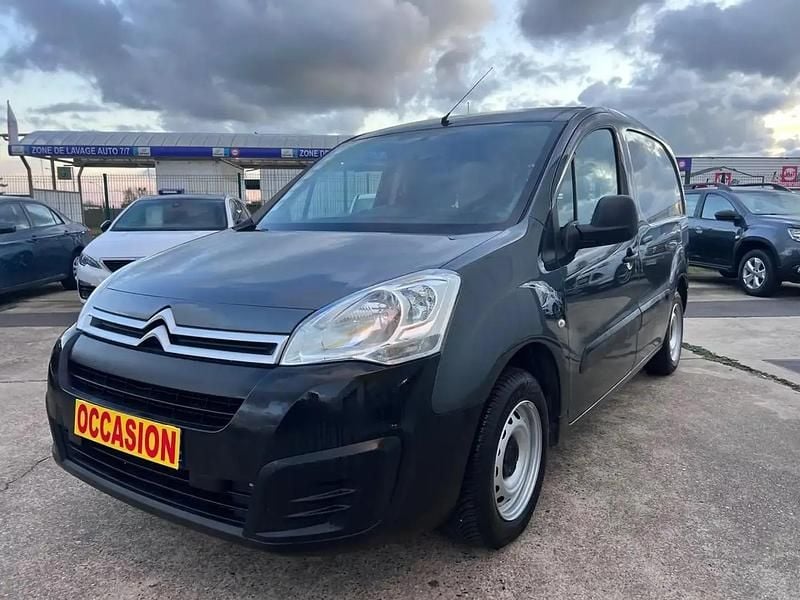 Gris Utilisé 2016 Citroën Berlingo Van | 10 900 € (Prix juste) - Image 1/4