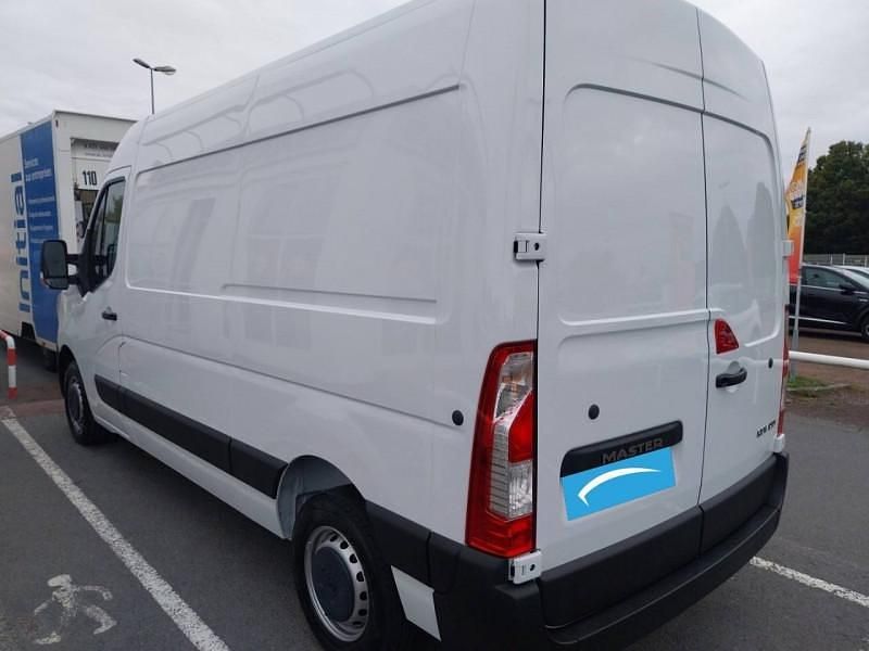 Occasion Renault Master 135 ch (99 kW) 2023 Berline