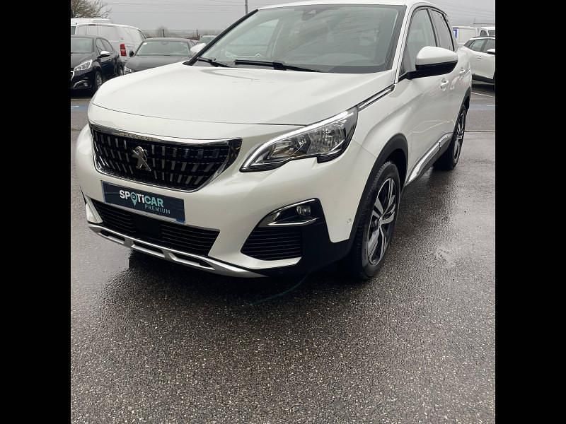 Blanc Utilisé 2020 Peugeot 3008 S SUV | 17 490 € (Prix juste) - Image 1/4