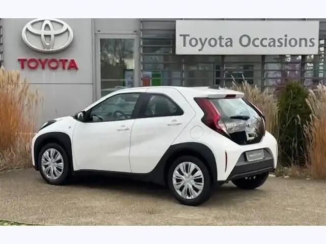 Occasion Toyota Aygo 72 ch (52 kW) 2023 Blanc Citadine