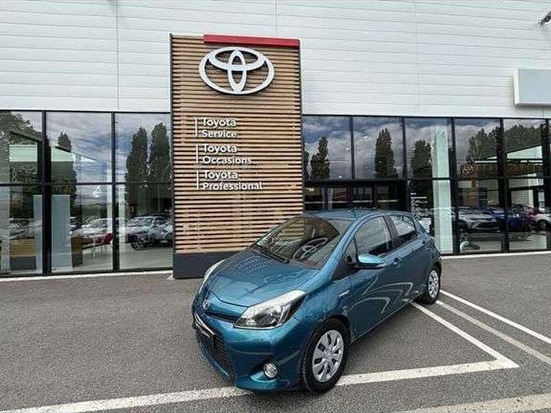 Utilisé 2012 Toyota Yaris Hybrid Berline | 11 980 € (Prix cher) - Image 1/1