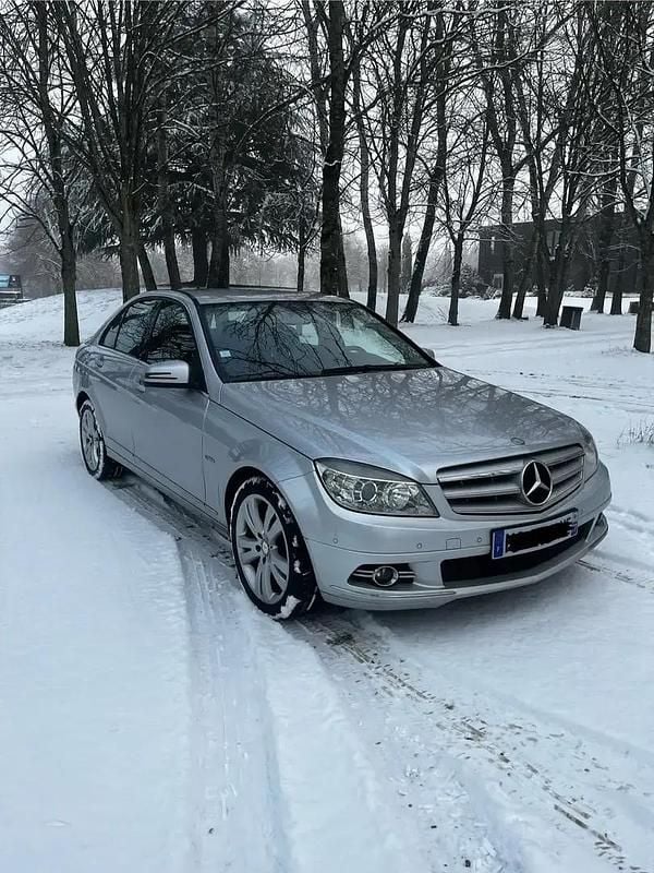 Occasion 2010 Mercedes C220 Avantgarde Berline | 9 300 € (Prix juste) - Image 1/4
