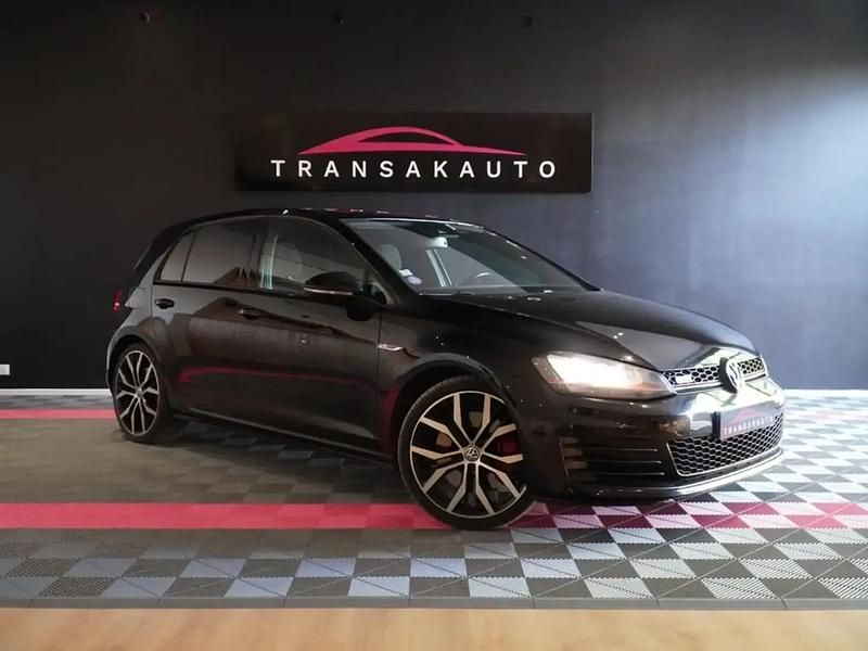 Noir Utilisé 2015 VW Golf VII GTI Berline | 19 990 € (Prix juste) - Image 1/4