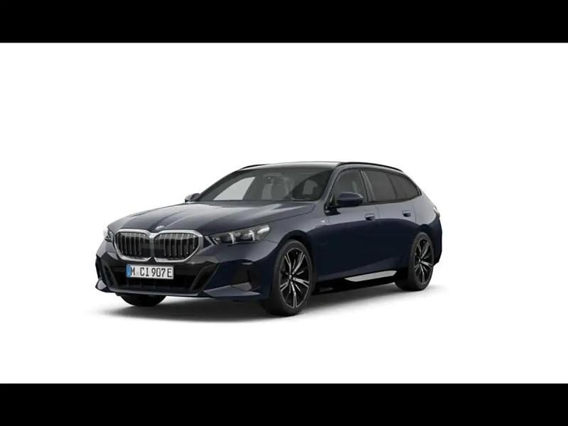 Noir Utilisé 2025 BMW 530 M Sport Break | 68 900 € - Image 1/4