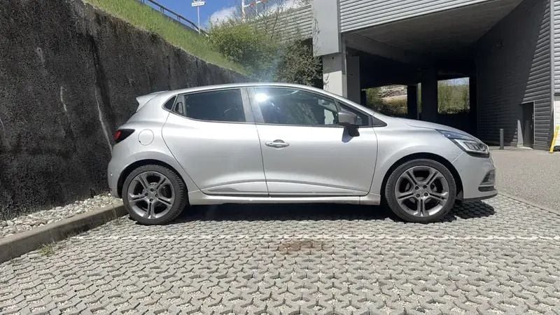 Utilisé 2018 Renault Clio IV Intens Berline | 12 800 € (Prix juste) - Image 1/4