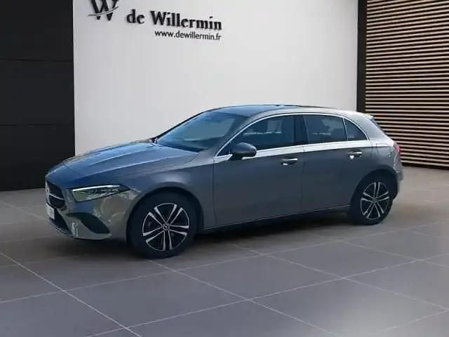 Gris Utilisé 2024 Mercedes A250 Berline | 33 990 € - Image 1/4