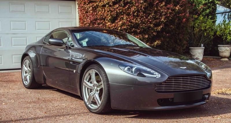 Utilisé 2008 Aston Martin V8 Vantage Coupé | 74 890 € (Prix cher) - Image 1/4