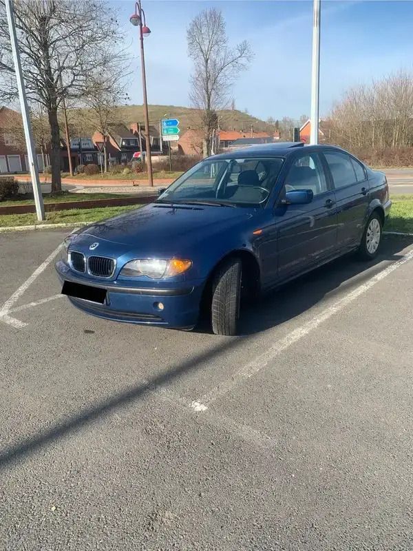 Bleu Utilisé 2002 BMW 316 Berline | 4 500 € - Image 1/4