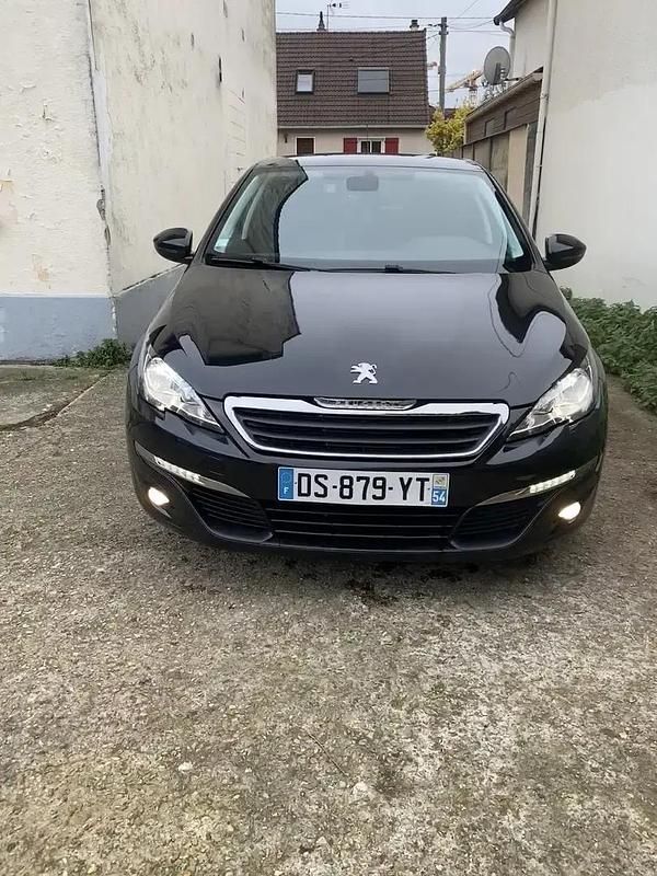 Occasion 2015 Peugeot 308 Style Berline | 5 850 € (Prix juste) - Image 1/4