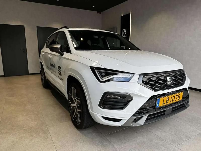 Blanc Utilisé 2025 Seat Ateca FR SUV | 35 886 € (Prix cher) - Image 1/4