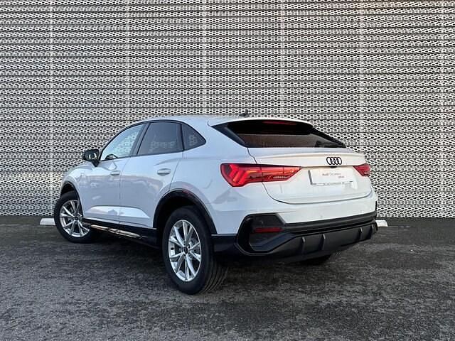 Occasion Audi Q3 Sportback S-line plus 150 ch (110 kW) 2025 Blanc glacier métallisé SUV