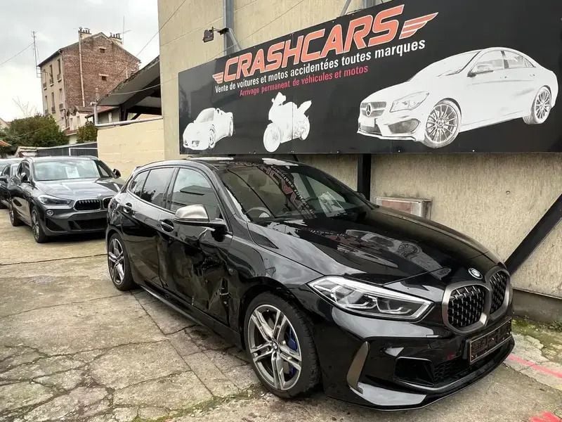 Noir Utilisé 2020 BMW M135 Sport Line Citadine | 27 990 € - Image 1/4