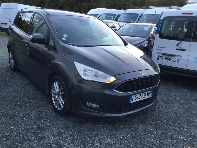 Gris Occasion 2018 Ford Grand C-Max Trend Monospace | 10 980 € - Image 1/4