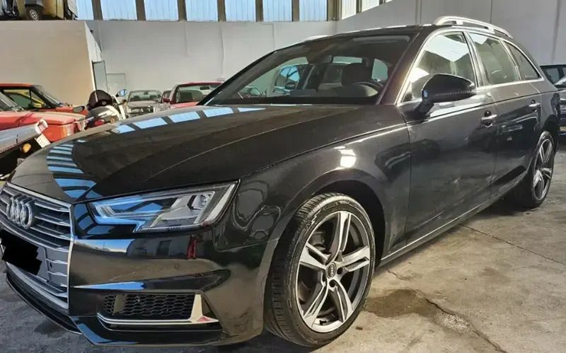 Noir Utilisé 2019 Audi A4 S-Line Berline | 21 990 € (Super prix) - Image 1/4