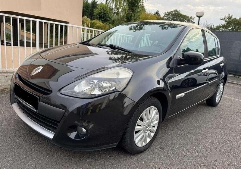 Occasion Renault Clio III Dynamique 68 ch (50 kW) 2010 Berline