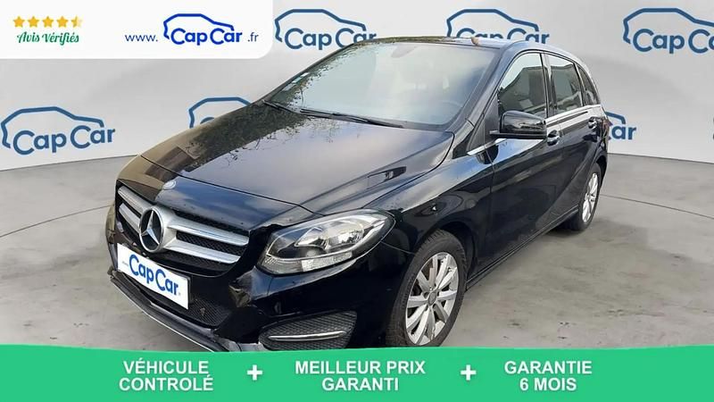 Noir Occasion 2016 Mercedes B180 Monospace | 15 590 € - Image 1/4