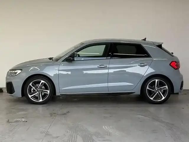 Occasion Audi A1 Sportback S-Line 150 ch (110 kW) 2025 Gris fleche / toit noir Citadine