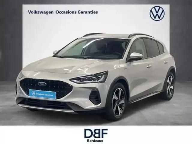 Gris Utilisé 2023 Ford Focus Active Berline | 19 799 € - Image 1/4