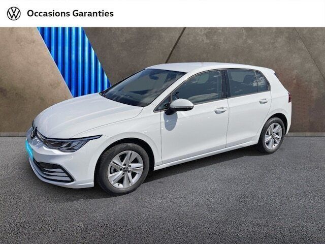Blanc Utilisé 2024 VW Golf VIII Life Berline | 24 990 € (Bon prix) - Image 1/4