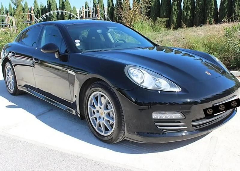 Noir Utilisé 2010 Porsche Panamera Berline | 26 900 € - Image 1/4