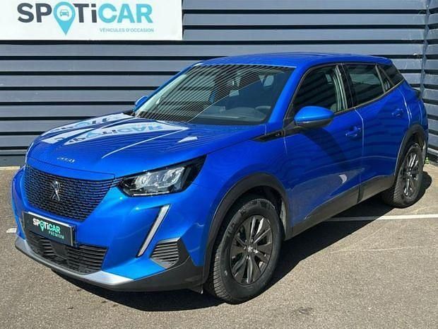 Vert Utilisé 2021 Peugeot e-2008 Active SUV | 21 990 € - Image 1/4