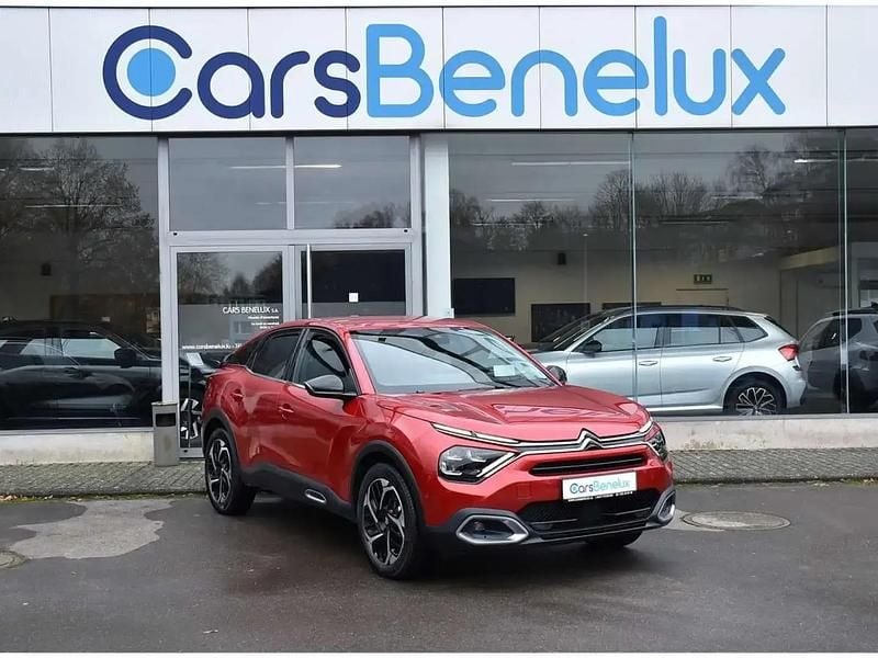 Rouge Occasion 2024 Citroën C4 PureTech Berline | 17 680 € (Prix juste) - Image 1/4