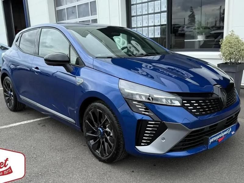 Bleu Occasion 2025 Renault Clio V Esprit Alpine Berline | 19 990 € (Prix cher) - Image 1/4