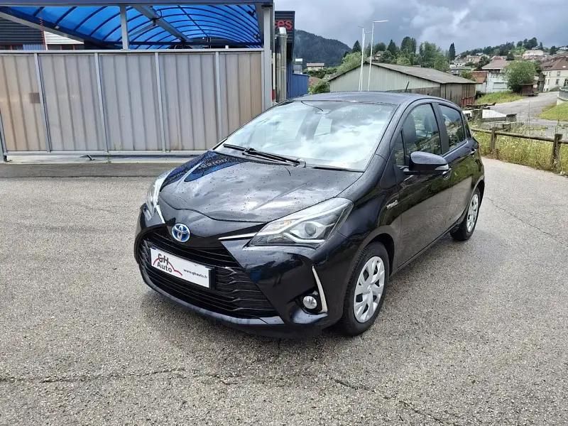 Noir Utilisé 2018 Toyota Yaris Hybrid Business Edition Berline | 13 980 € (Bon prix) - Image 1/4
