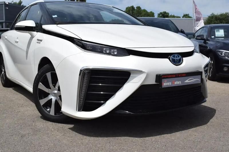 Blanc Utilisé 2019 Toyota Mirai Berline | 15 900 € - Image 1/4