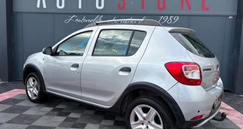 Occasion Dacia Sandero Prestige 91 ch (66 kW) 2013 Gris Citadine