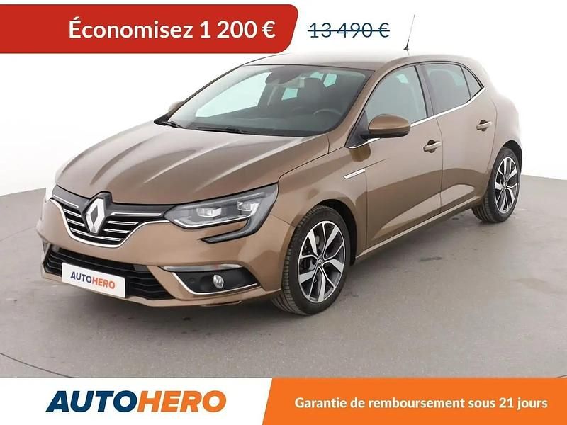 Brun Occasion 2016 Renault Mégane IV Intens Berline | 12 290 € (Bon prix) - Image 1/2