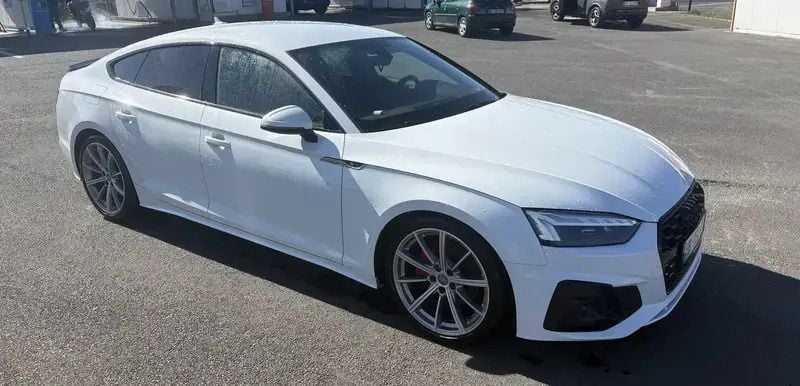Utilisé 2020 Audi A5 Sportback Sport Berline | 35 000 € (Prix juste) - Image 1/4