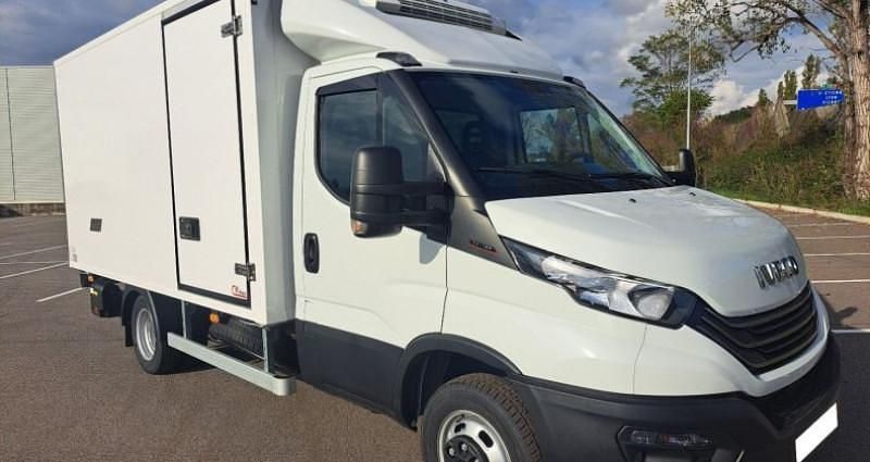 Nouvelle Iveco Daily 160 ch (117 kW) 2025