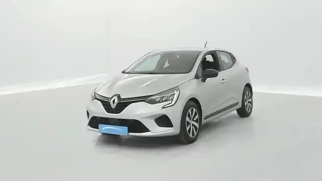Gris Occasion 2023 Renault Clio V Equilibre Berline | 14 970 € (Prix juste) - Image 1/4