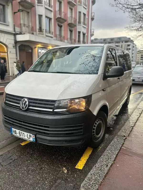 Utilisé 2016 VW T6 Van | 15 900 € - Image 1/4