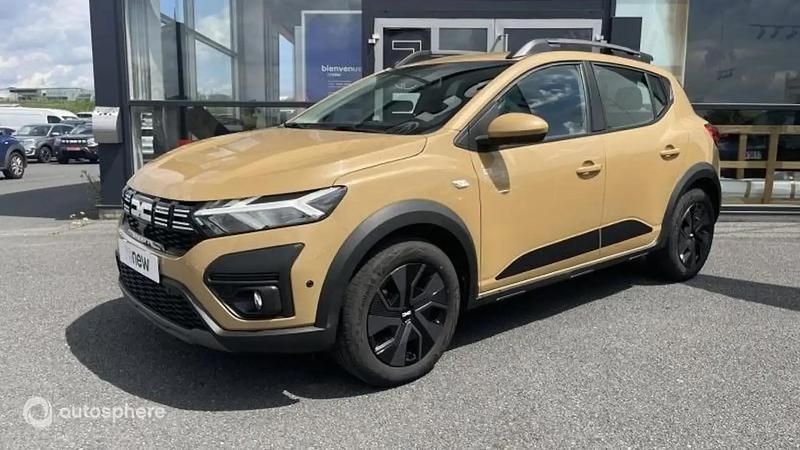 Utilisé 2024 Dacia Sandero Expression Citadine | 17 499 € (Prix juste) - Image 1/4