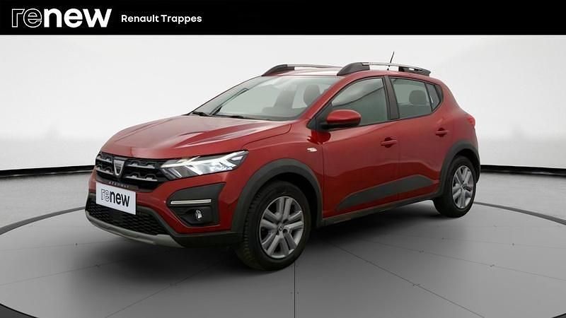 Rouge Occasion 2022 Dacia Sandero Comfort Citadine | 12 980 € (Prix juste) - Image 1/4