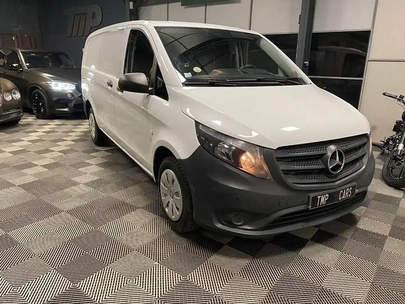 Blanc Utilisé 2016 Mercedes Vito Van | 16 990 € - Image 1/4