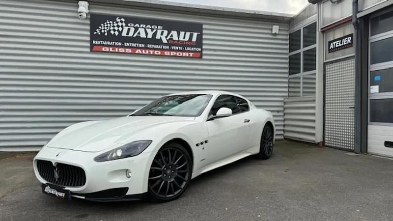Blanc Occasion 2011 Maserati Granturismo Coupé | 49 990 € - Image 1/4