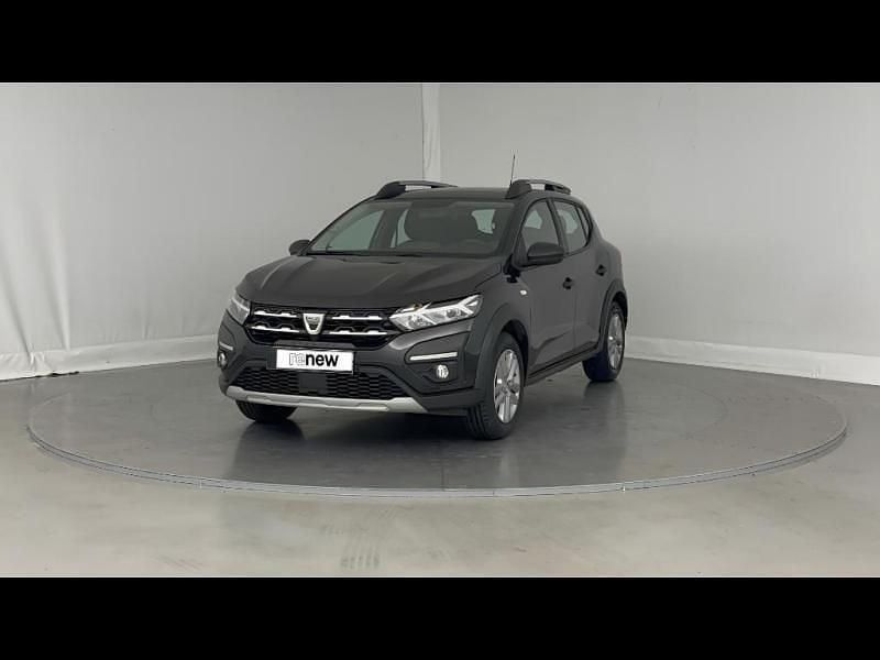Noir Utilisé 2022 Dacia Sandero Essentiel Citadine | 13 499 € (Prix juste) - Image 1/4
