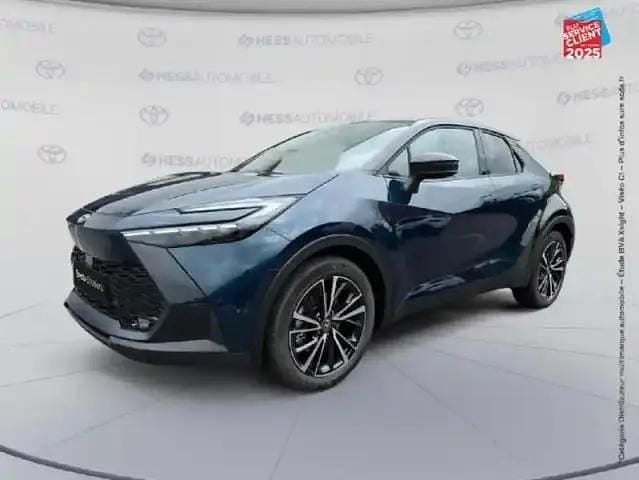 Bleu Utilisé 2025 Toyota C-HR SUV | 50 400 € - Image 1/4